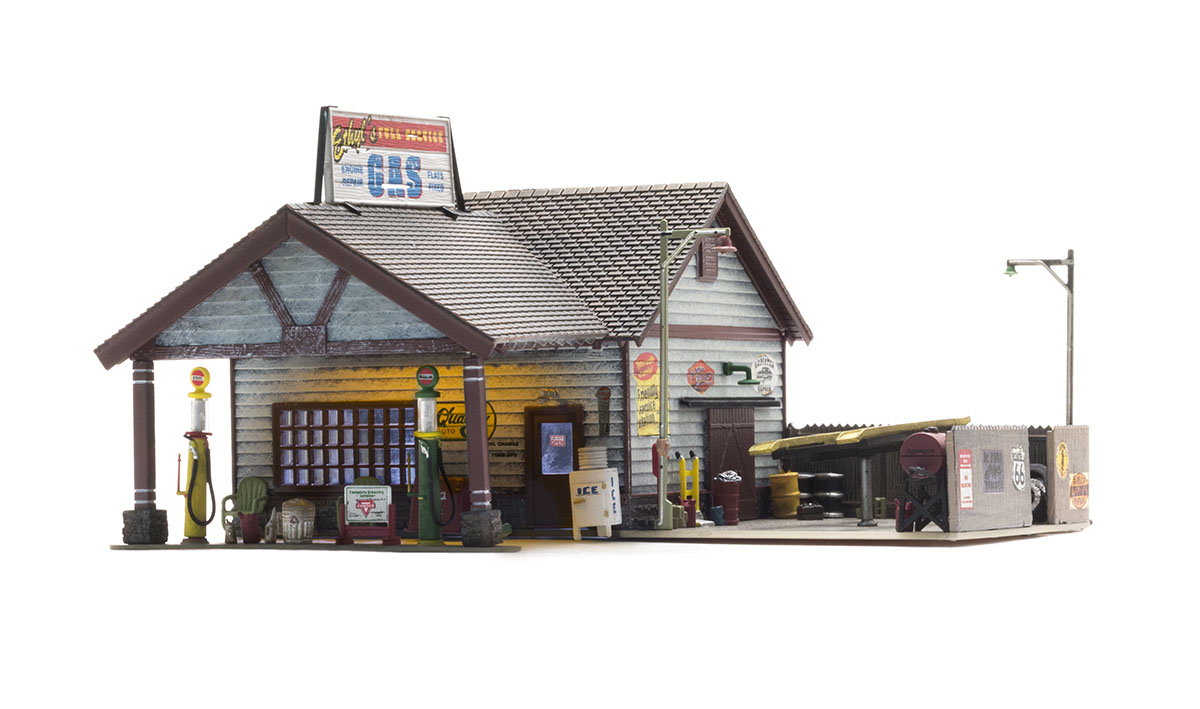 Woodland Scenics Ethyl's Gas & Service Assembled