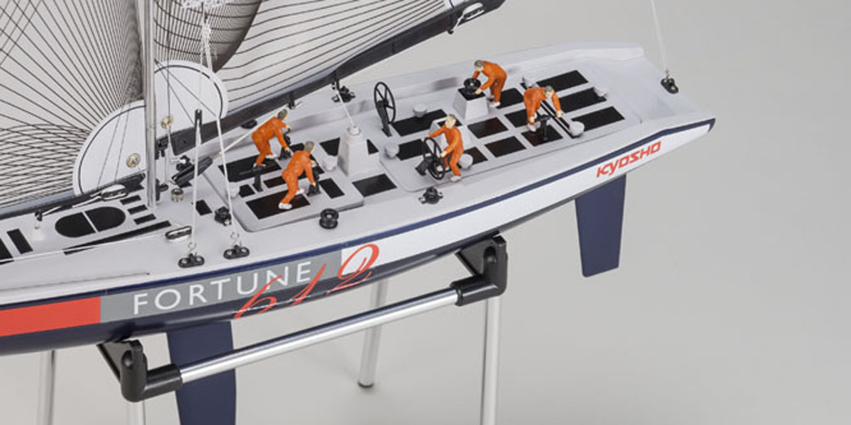 Kyosho Fortune 612 III w/KT-431S Racing Yacht Readyset RTR - Image 3