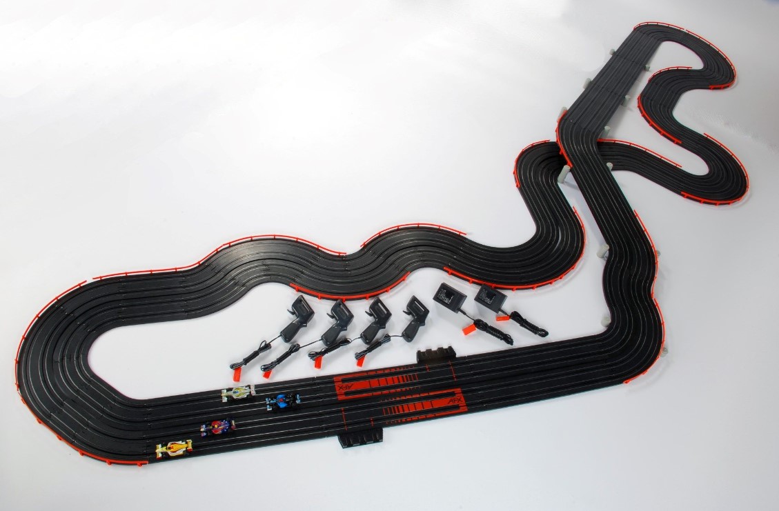 AFX Racing Super International HO Slot Car Set - Image 2