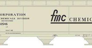 Bowser 3-Bay Cylindrical Covered Hopper - Ready to Run - Executive Line FMC Chemicals 60548 (Blt. 7-62, beige, black, Large Logo)