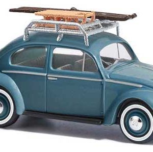 Busch Gmbh & Co Kg 1952 Volkswagen Beetle with Pretzel-Split Rear Window - Assembled, Blue (with Sled & Toboggan)