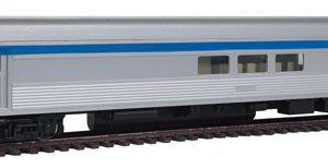 WalthersMainline 85' Budd Baggage-Lounge - Ready to Run, Via Rail Canada (silver, blue, yellow)