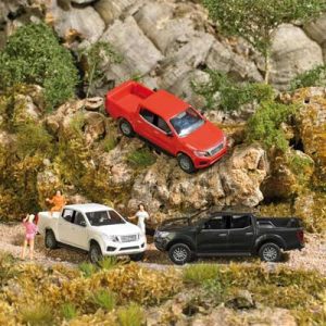 Busch Gmbh & Co Kg 2015 Nissan Navara Crew-Cab Pickup Truck - Assembled, Red