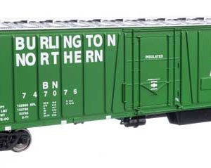 WalthersMainline 50' AAR Mechanical Refrigerator Car - Ready-to-Run, Burlington Northern #747076