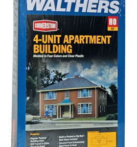 Walthers Cornerstone Four-Unit Brick Apartment Building
